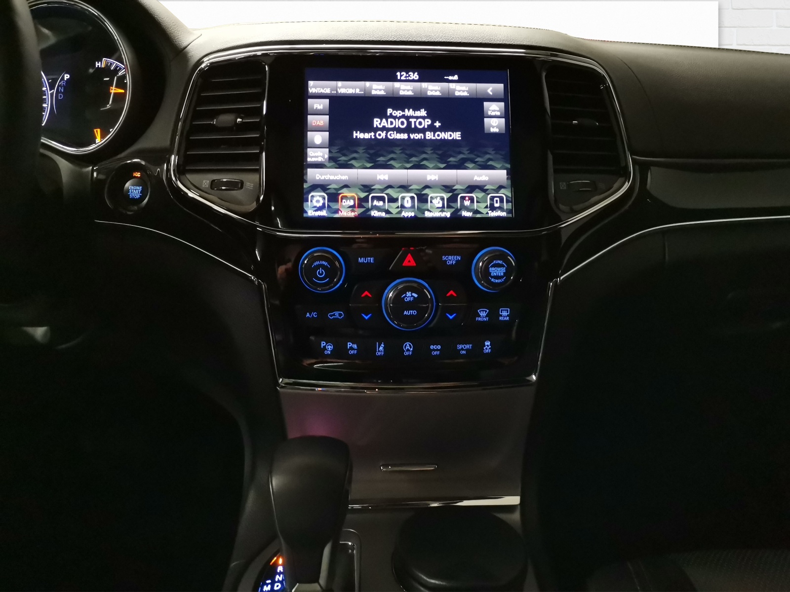 JEEP Grand Cherokee 3.0 CRD 250 Overland-image-8