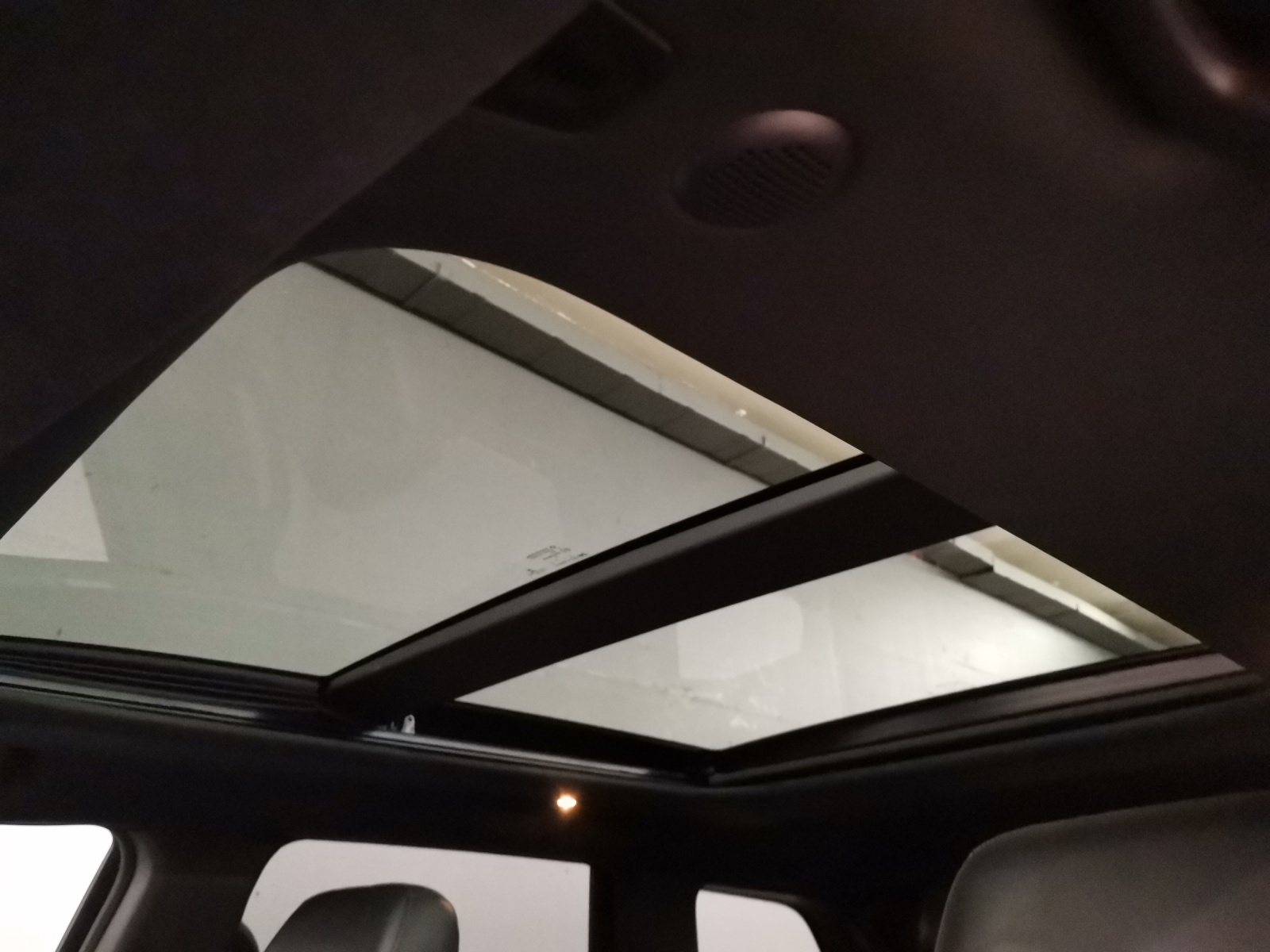 JEEP Grand Cherokee 3.0 CRD 250 Overland-image-15