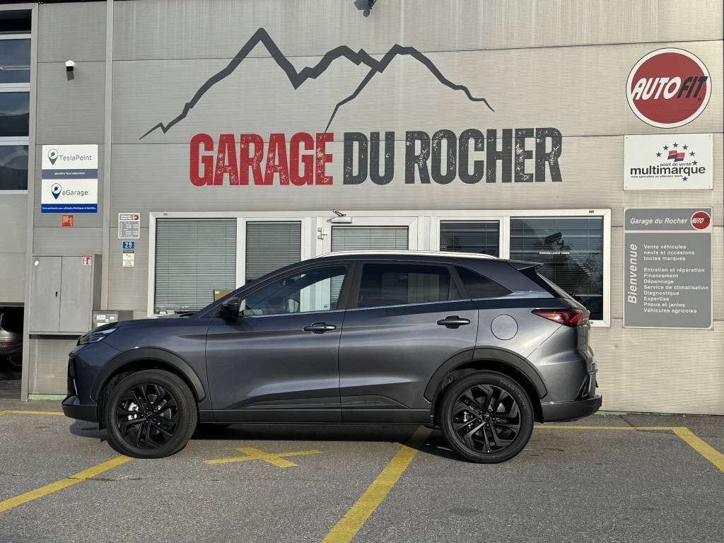 JAC JS6 1.5 PHEV-showroom-element-3