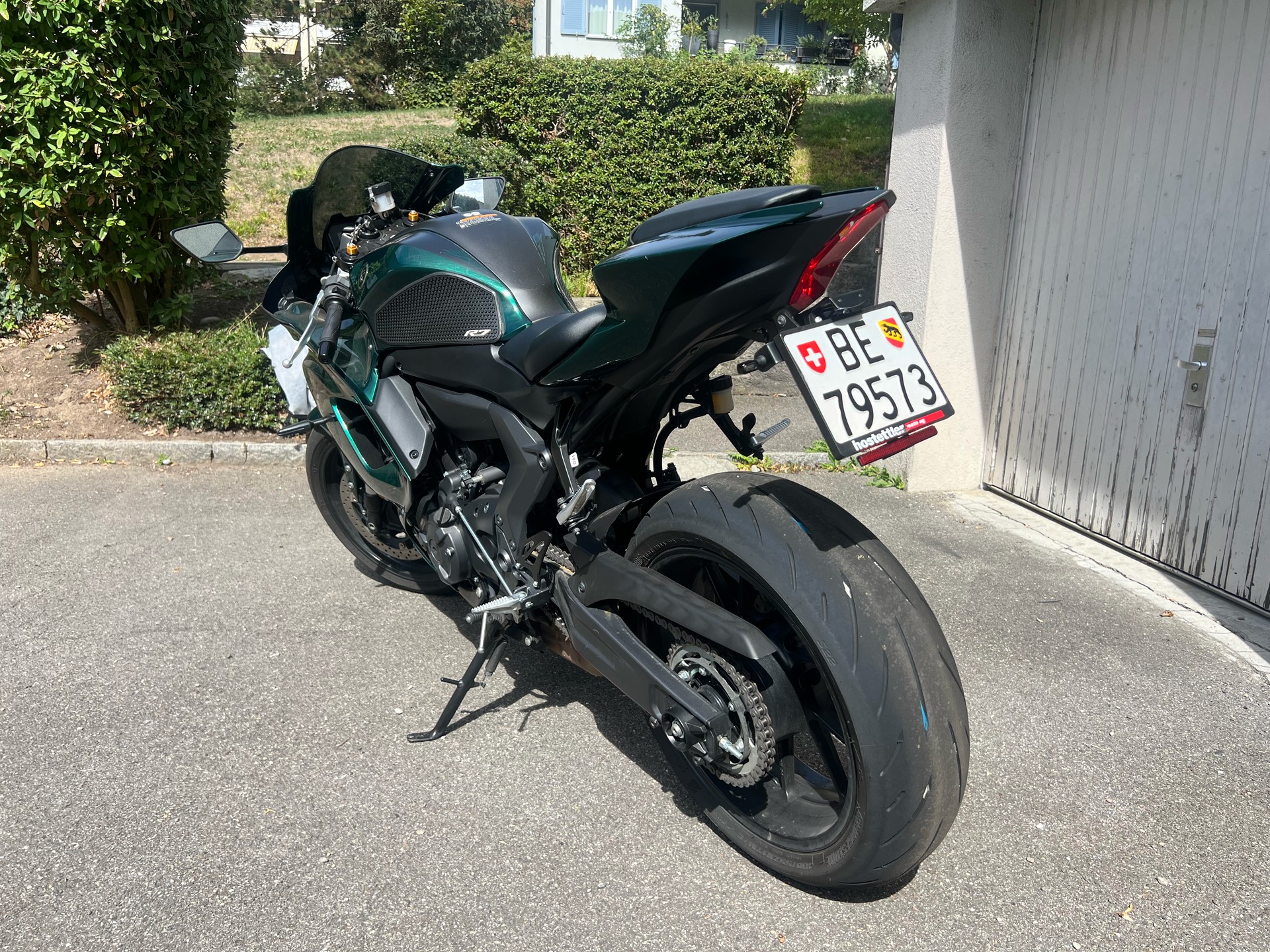 YAMAHA YZF-R7-image-6