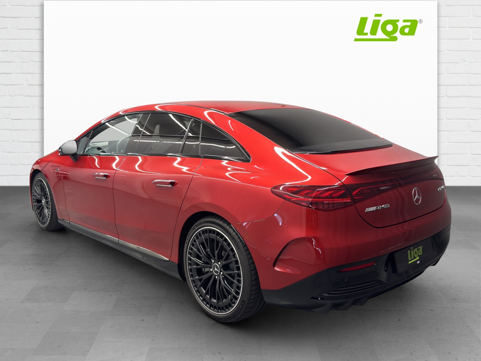 MERCEDES-BENZ AMG EQE 43 4Matic-showroom-element-3