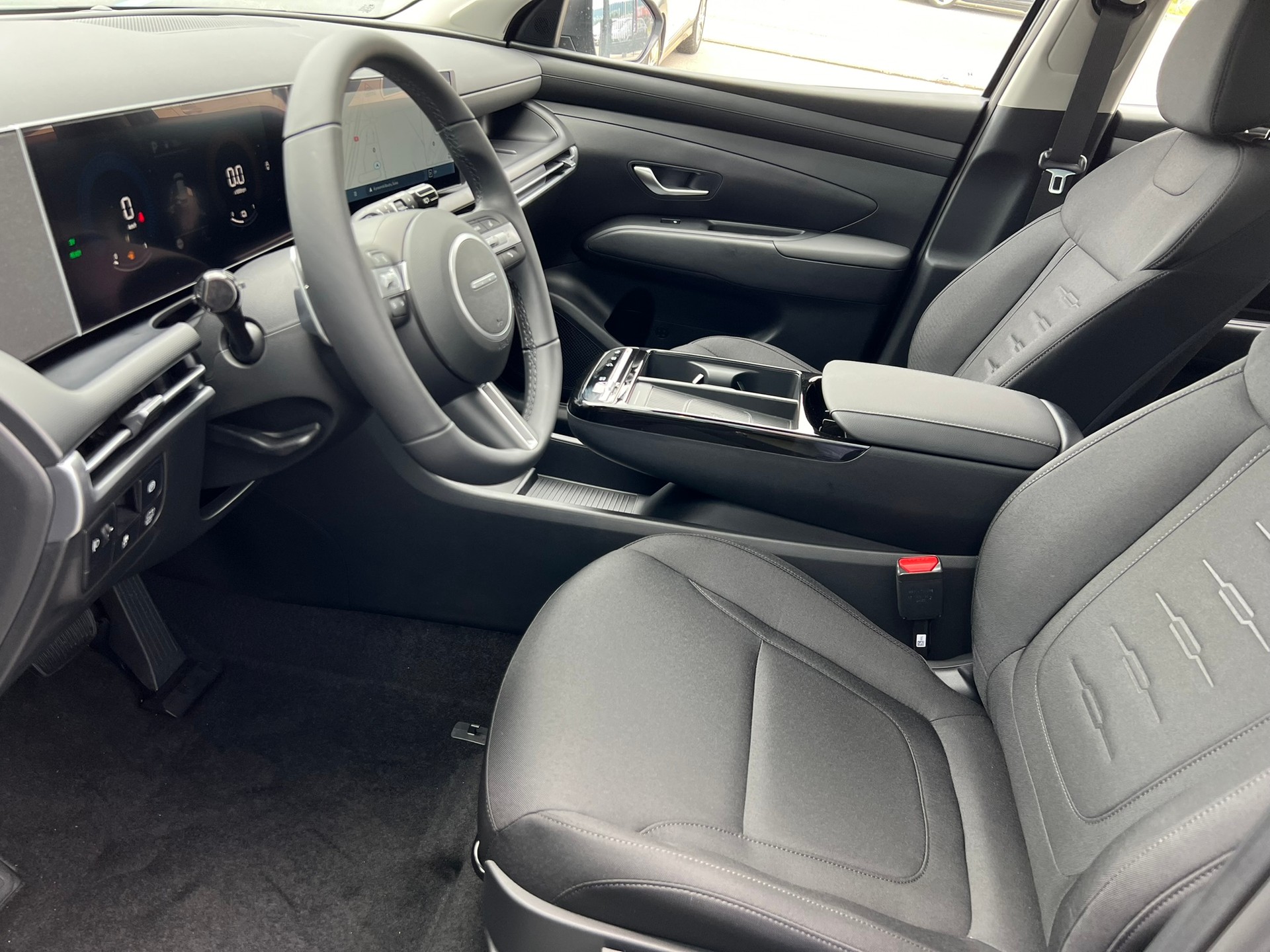 HYUNDAI Tucson 1.6 TGDI HEV Origo Black Line 4WD-image-6