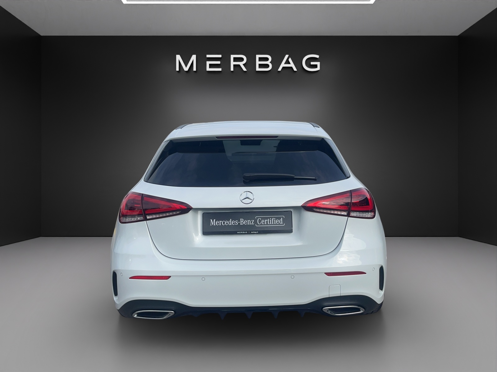MERCEDES-BENZ A 250 AMG Line 7G-DCT-image-4