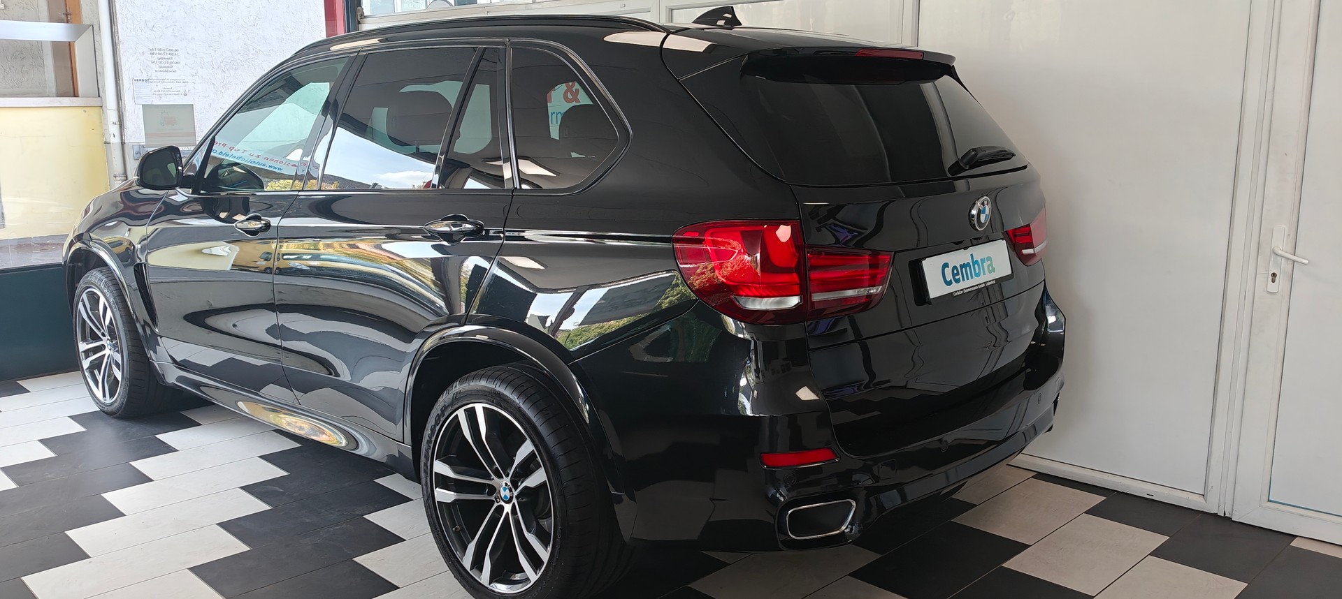 BMW X5 xDrive 40d Steptronic M Sportpaket-image-2