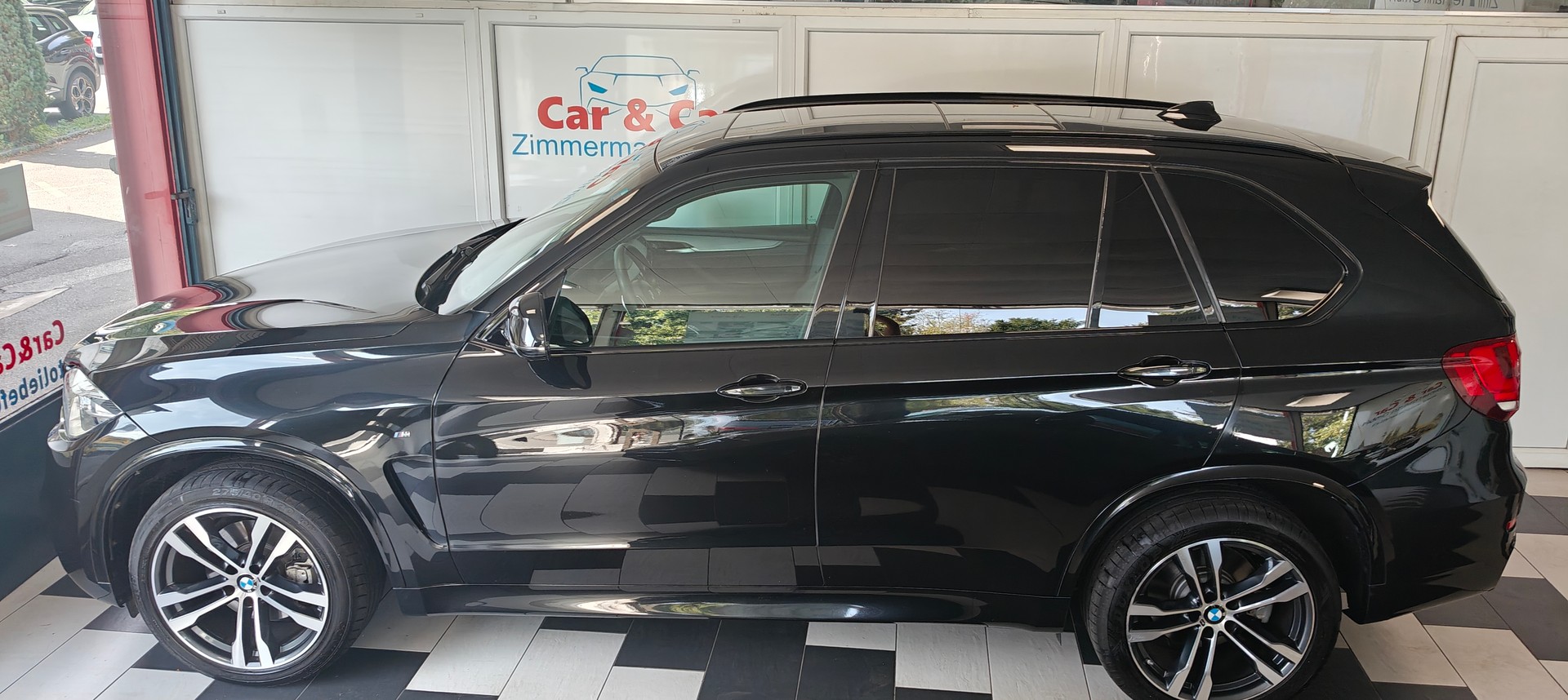 BMW X5 xDrive 40d Steptronic M Sportpaket-image-1