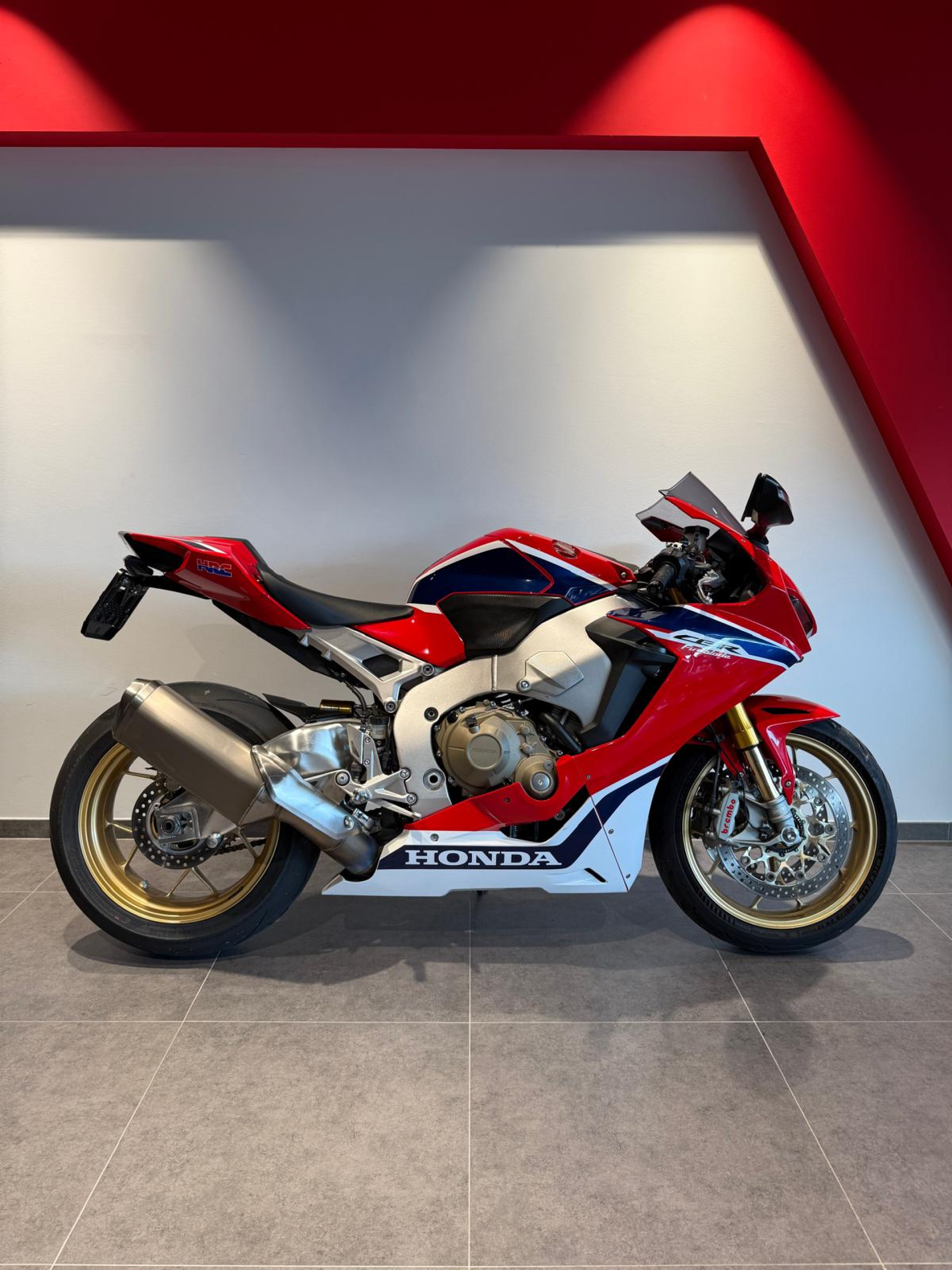 HONDA CBR 1000 RR Fireblade SP-showroom-element-2