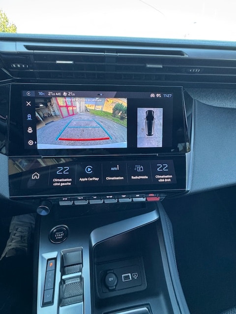 PEUGEOT 308 SW 1.5 BlueHDI Allure Pack EAT8-image-12
