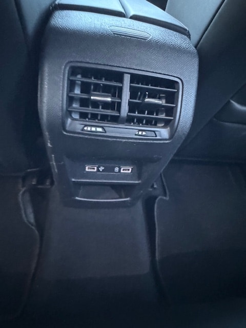 PEUGEOT 308 SW 1.5 BlueHDI Allure Pack EAT8-image-19
