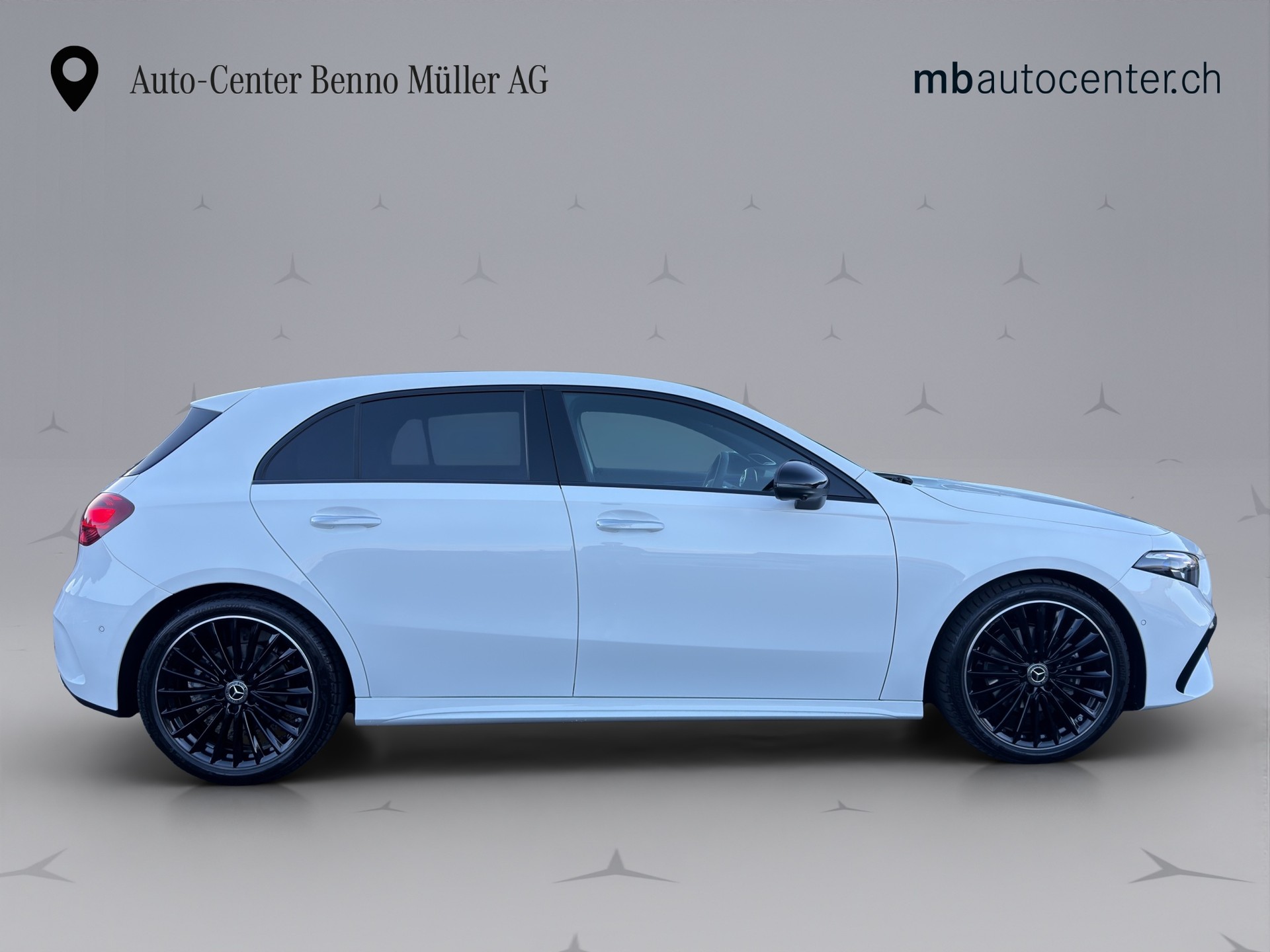 MERCEDES-BENZ A-Klasse W177 A 200 Night Star AMG Line-image-5