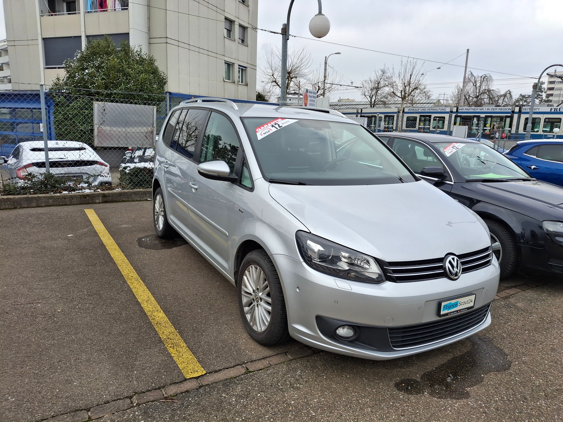 VW Touran 1.4 TSI Cup DSG-image-5