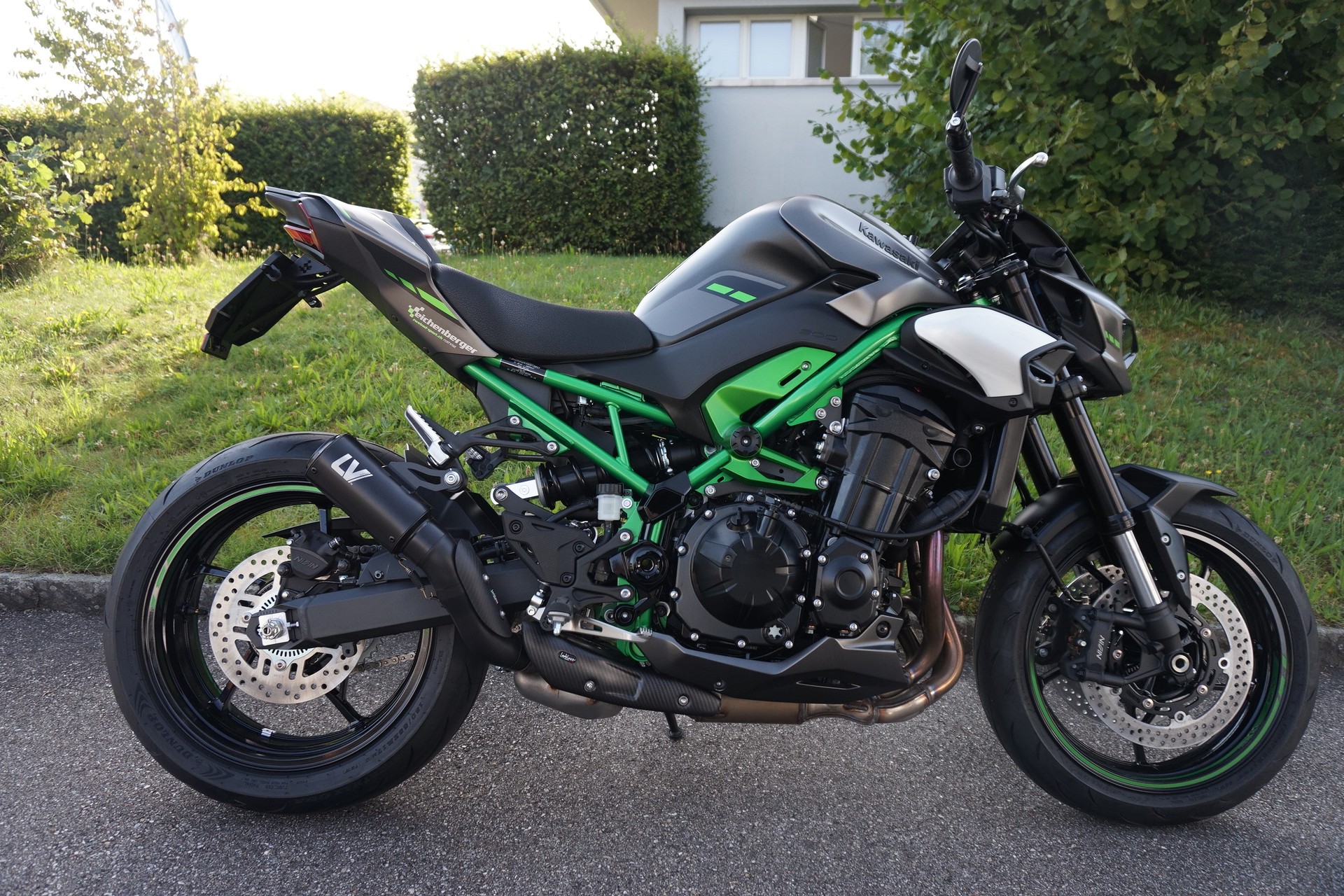 KAWASAKI Z 900 ABS (A2) (35kW) Leovinci LV Corsa S Full Black Edition Auspuff-image-2