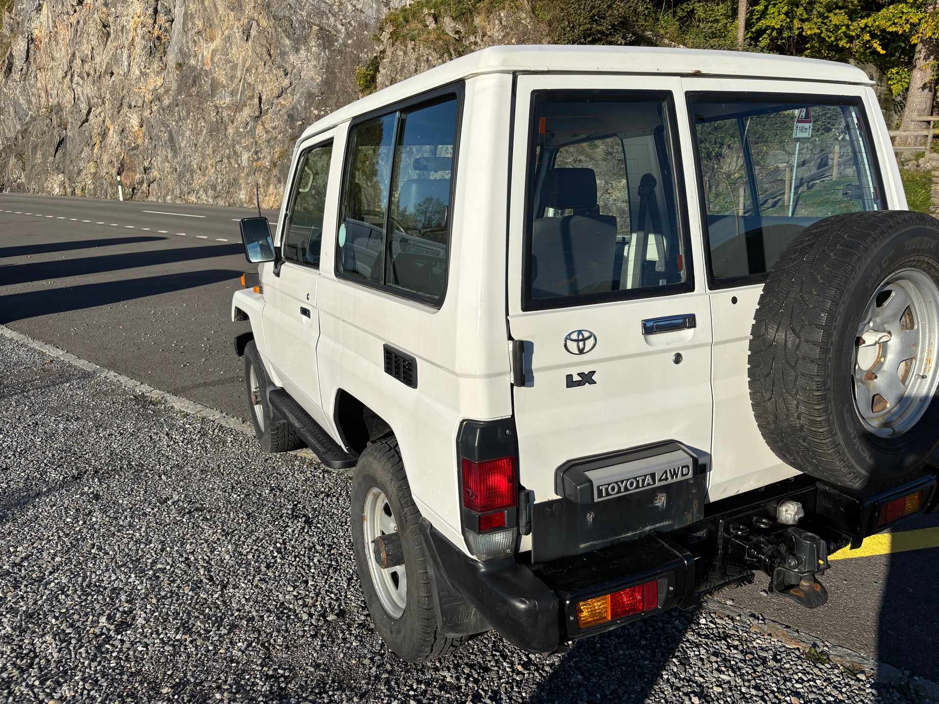 TOYOTA Land Cruiser 400 HdT 4.2 D-image-3