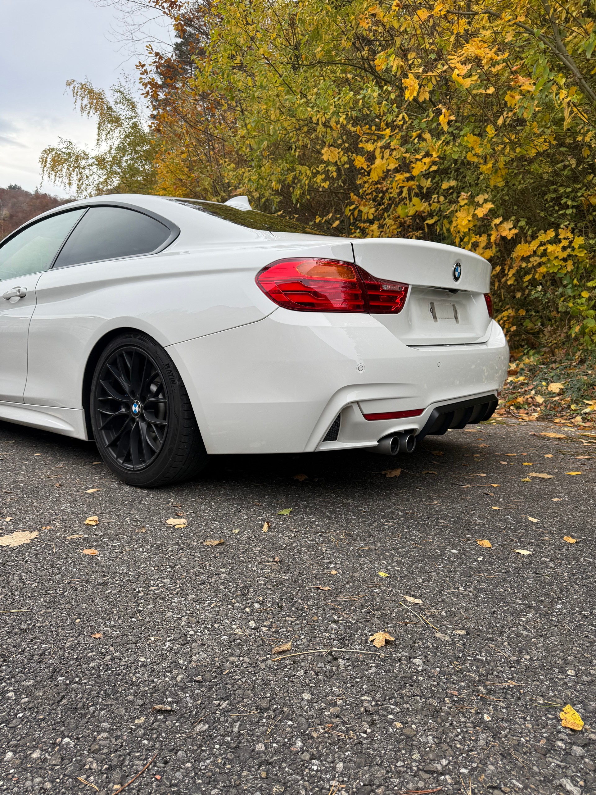 BMW 435d Coupé xDrive Sport Line Steptronic-image-4