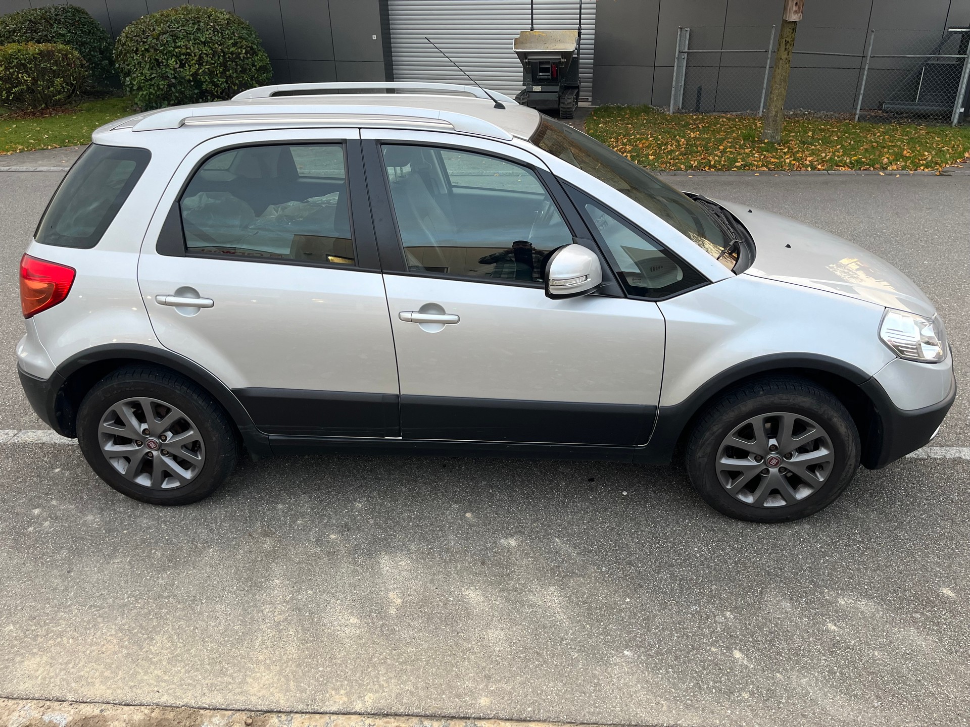 FIAT Sedici 1.6 4WD Emotion-showroom-element-2