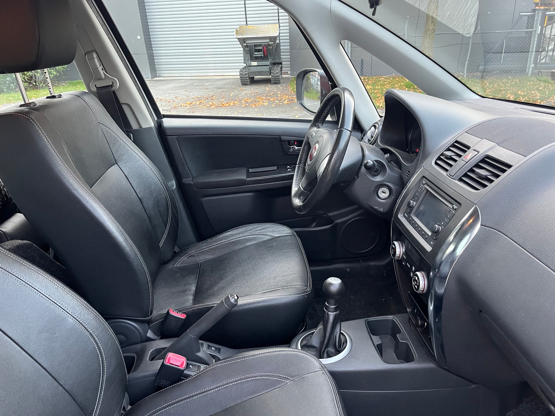 FIAT Sedici 1.6 4WD Emotion-image-9