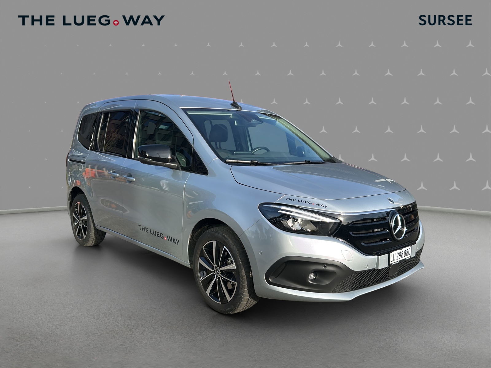 MERCEDES-BENZ EQT 45kWh Premium Plus-image-1