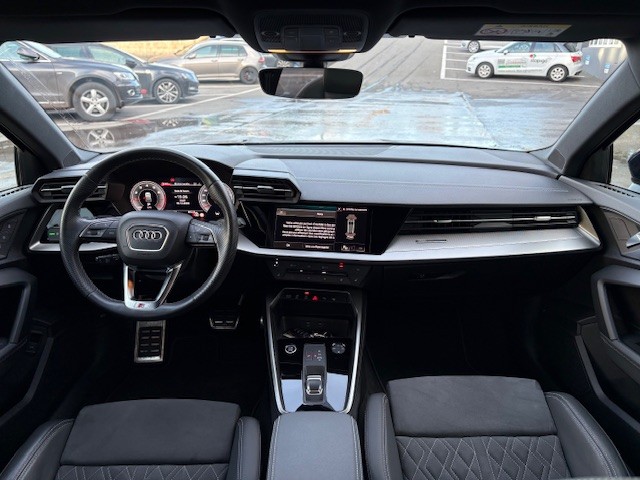 AUDI A3 Sportback 1.5 35 TFSI S-Tronic-image-12