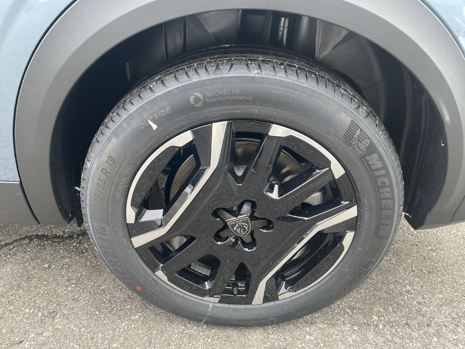 PEUGEOT 5008 1.6 PHEV GT-image-5