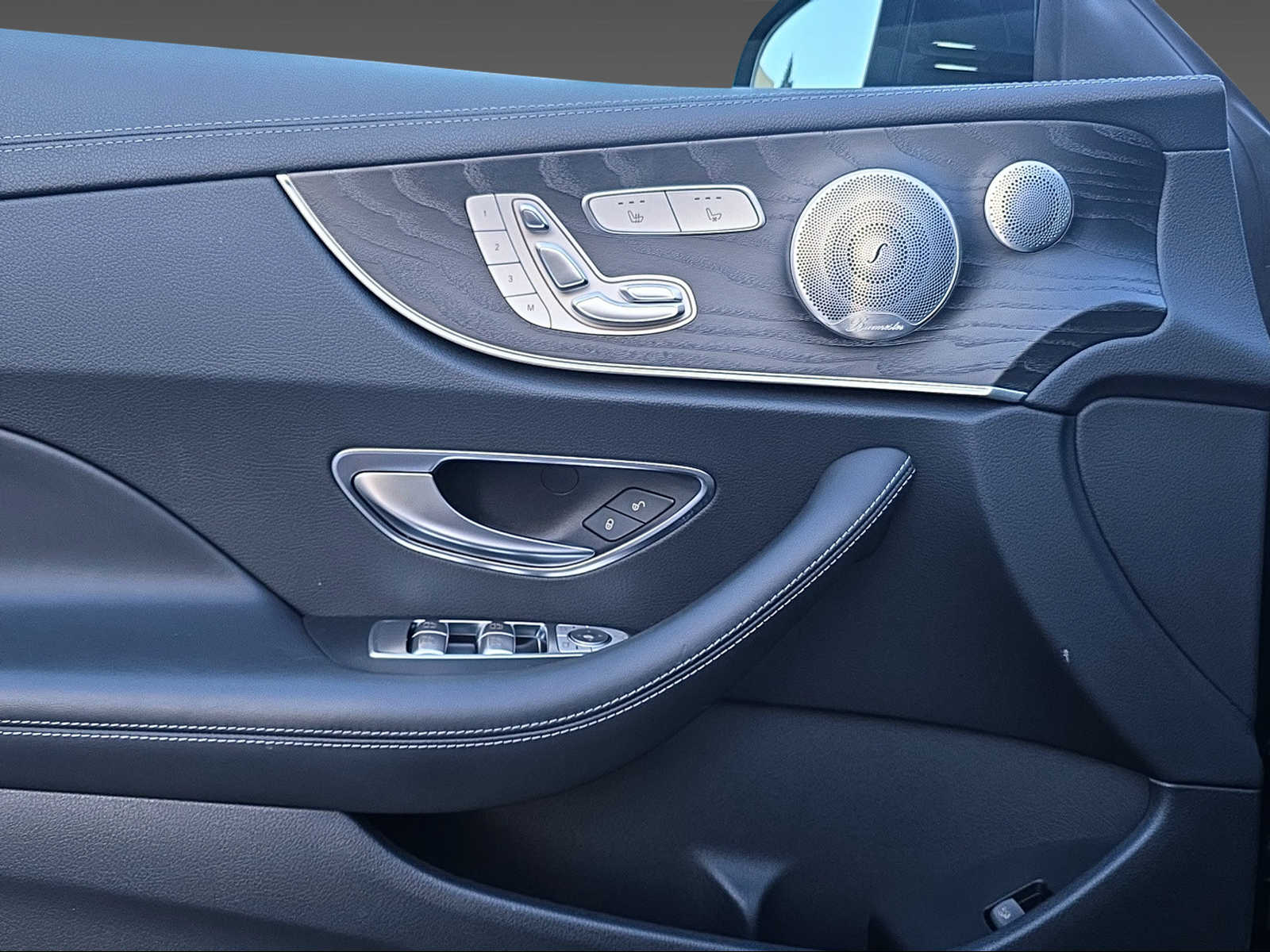 MERCEDES-BENZ E 53 4Matic Coupé-image-13