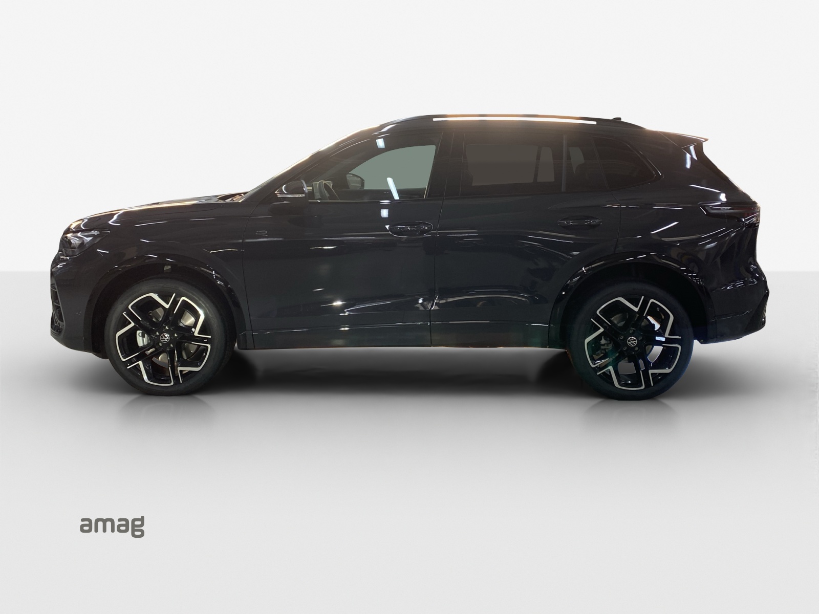 VW Tiguan 2.0 TSI DSG R-Line 4Motion-showroom-element-1