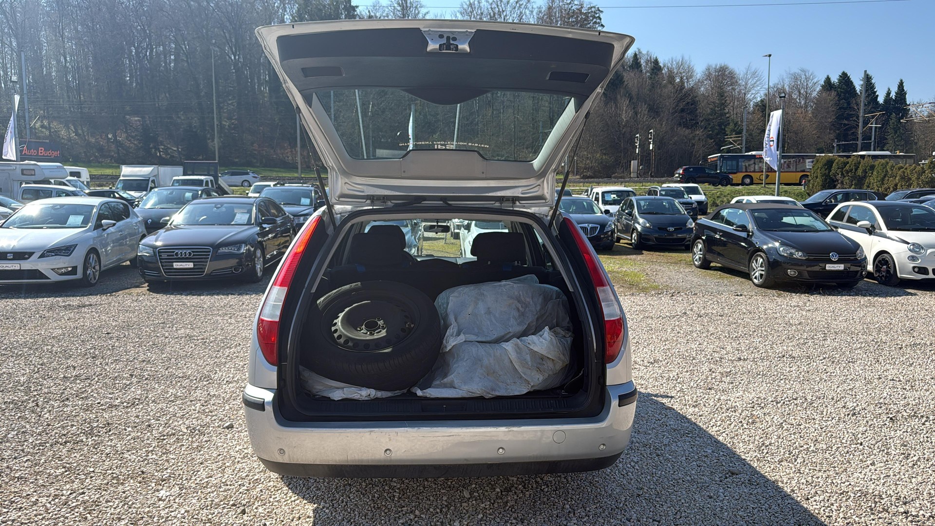 FORD Mondeo 2.0i 16V Trend-image-8