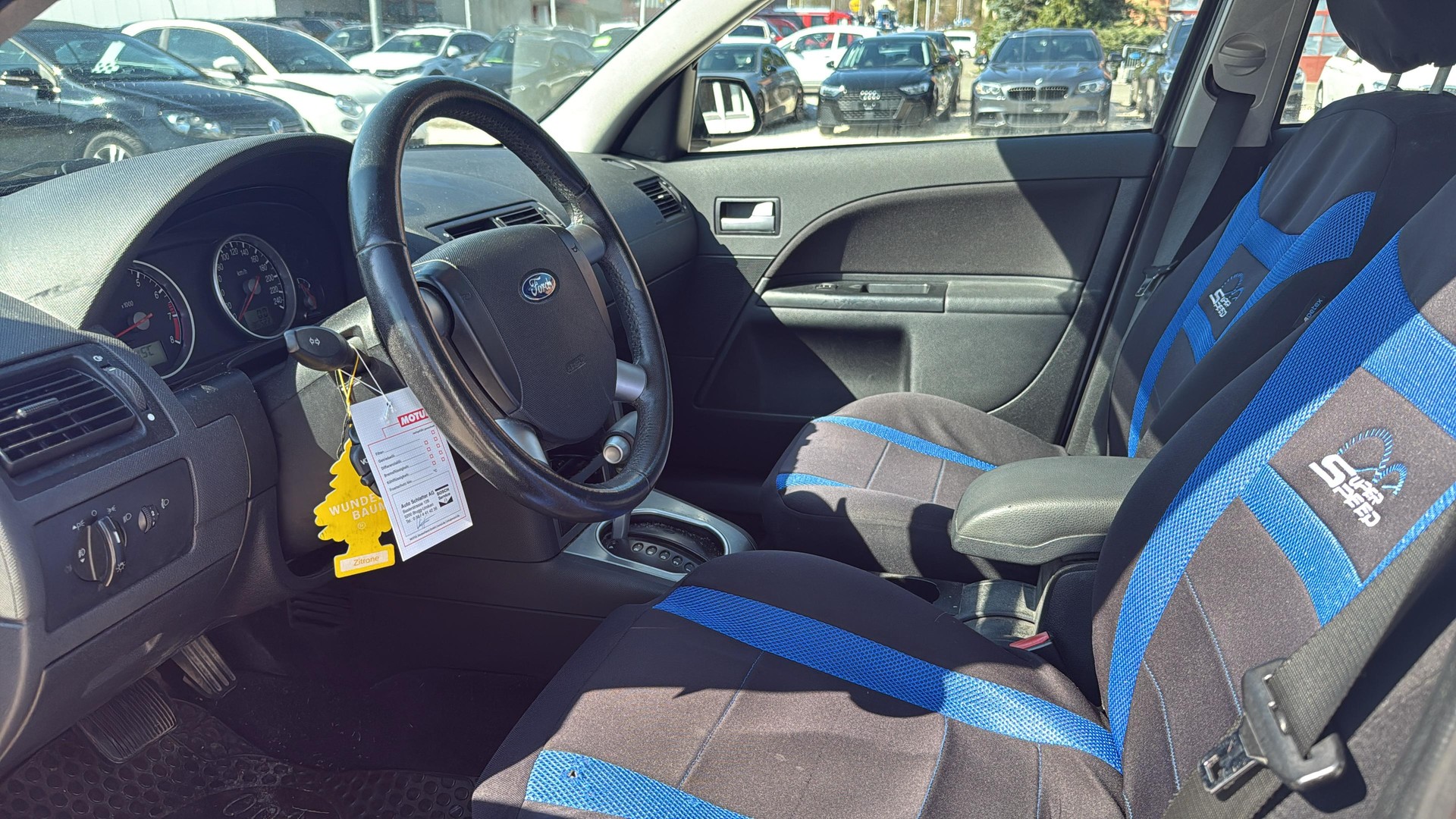 FORD Mondeo 2.0i 16V Trend-image-10