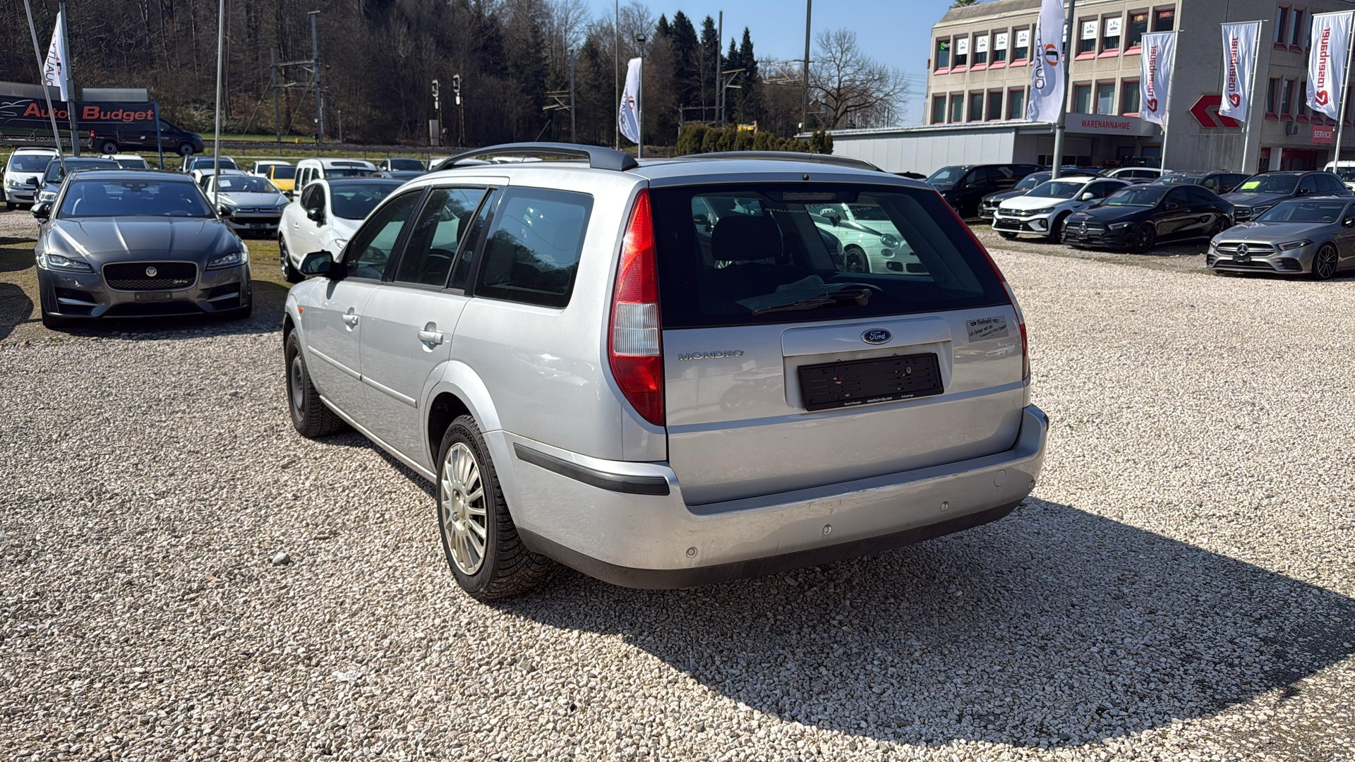 FORD Mondeo 2.0i 16V Trend-image-3