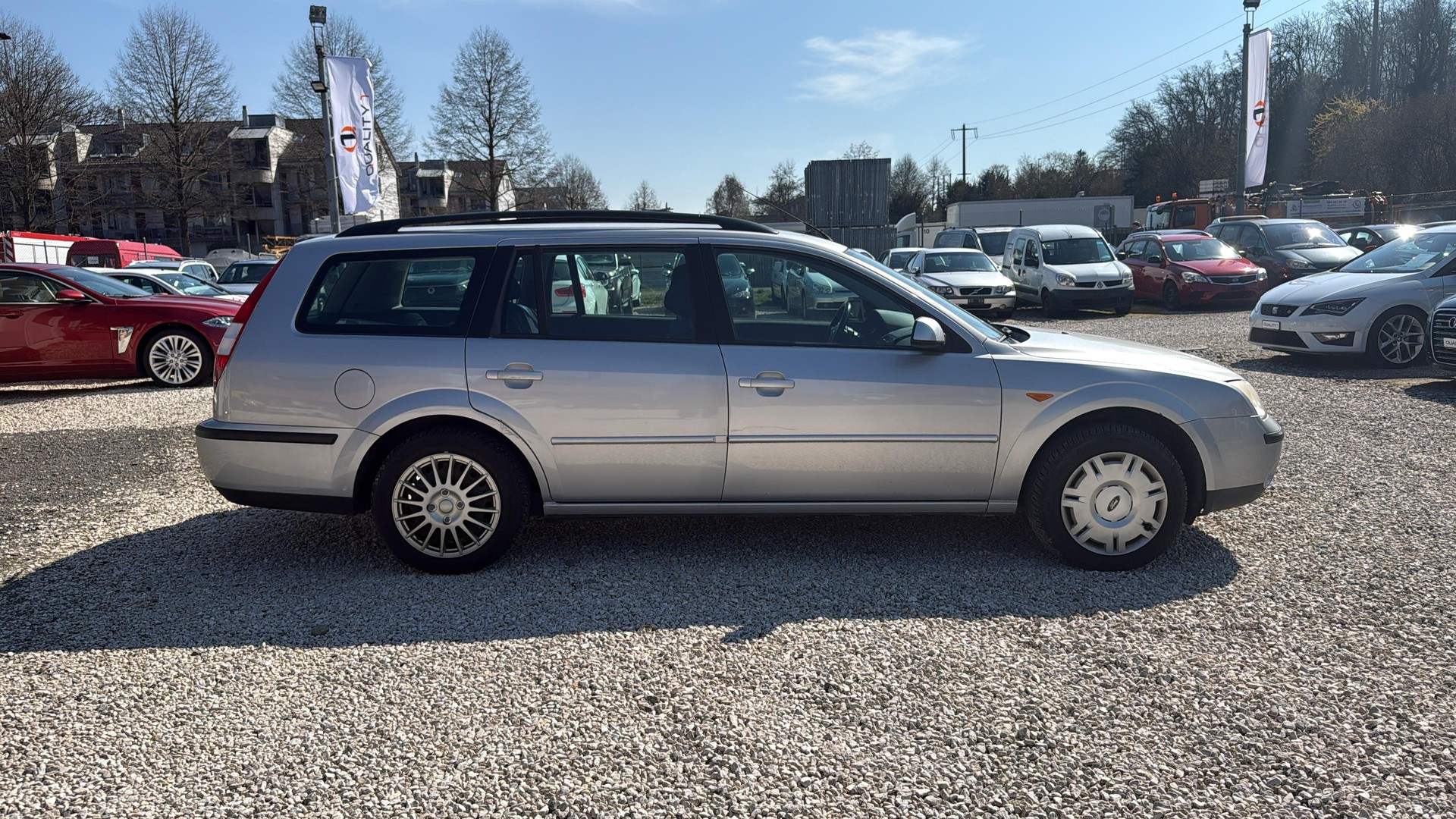 FORD Mondeo 2.0i 16V Trend-image-6