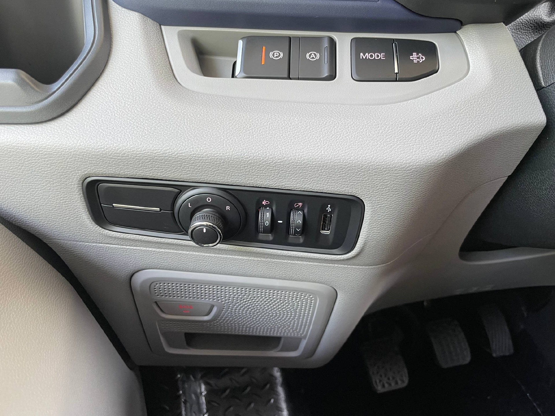 MAXUS Deliver 9 Kaw. L3H2 2.0 TD Comfort-image-9