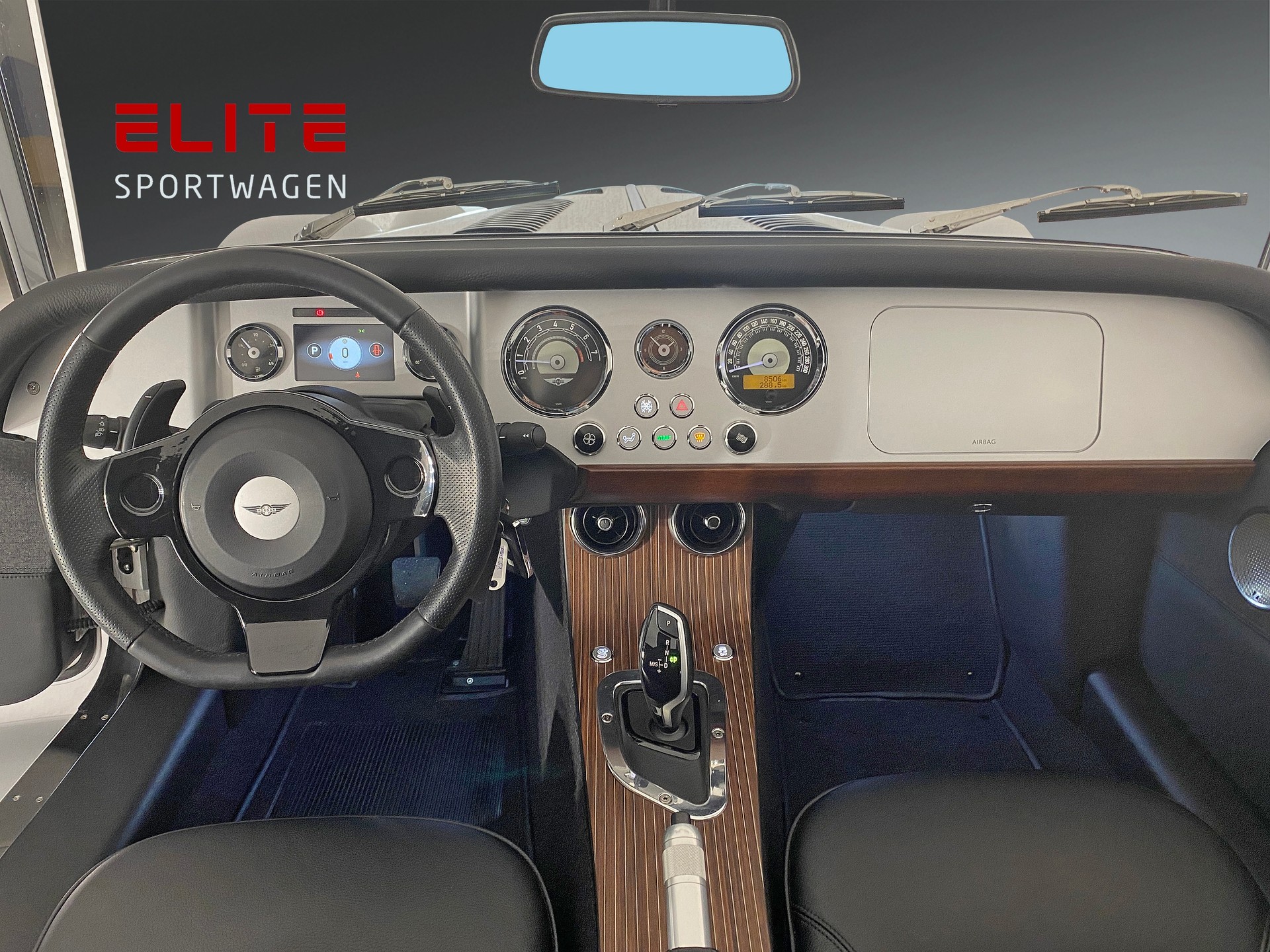 MORGAN Plus Six 3.0 Bespoke Automatik-image-14