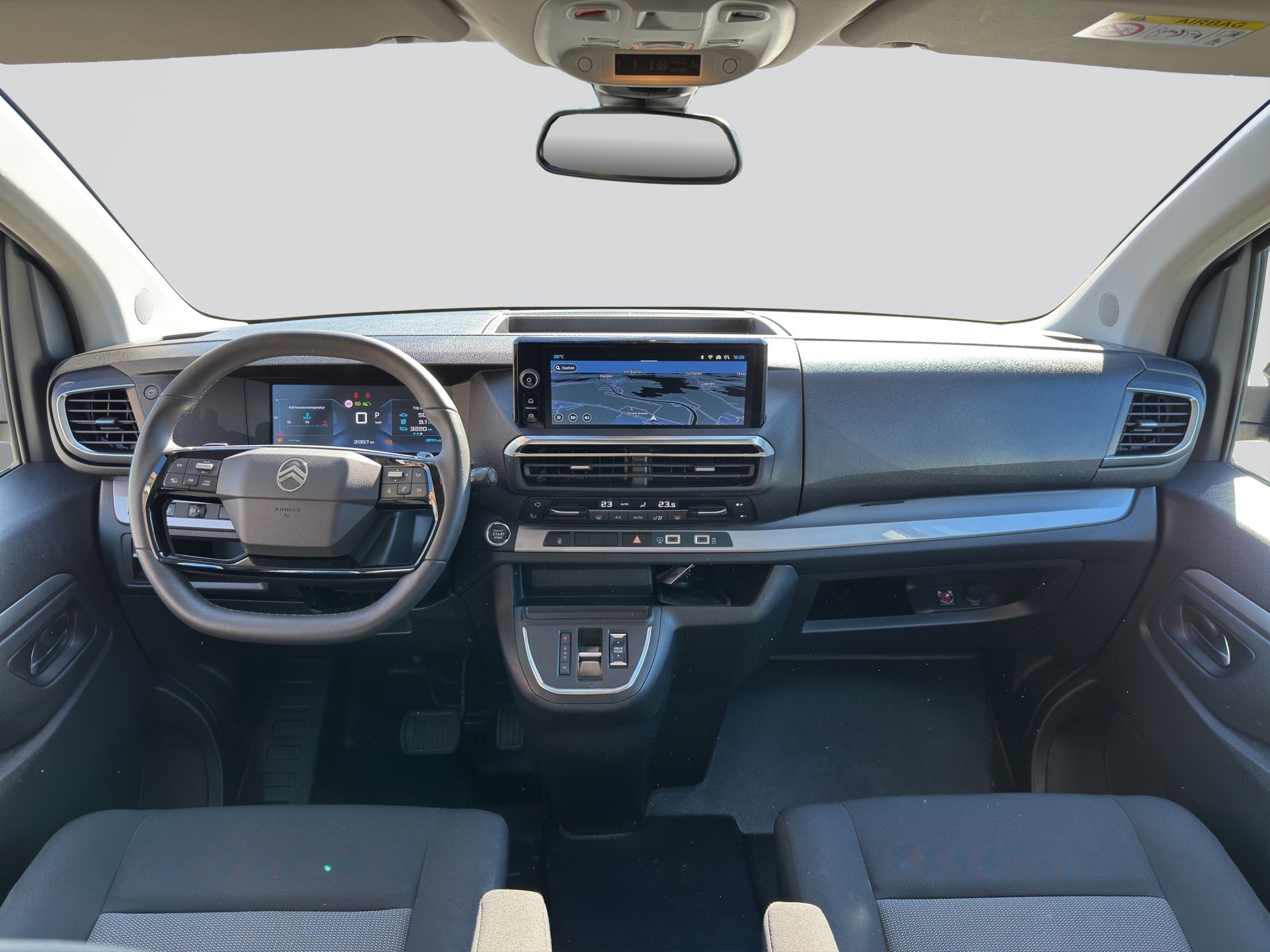 CITROEN Spacetourer 2.0 BlueHDi 8Pl. 180 Plus XL EAT8-image-14