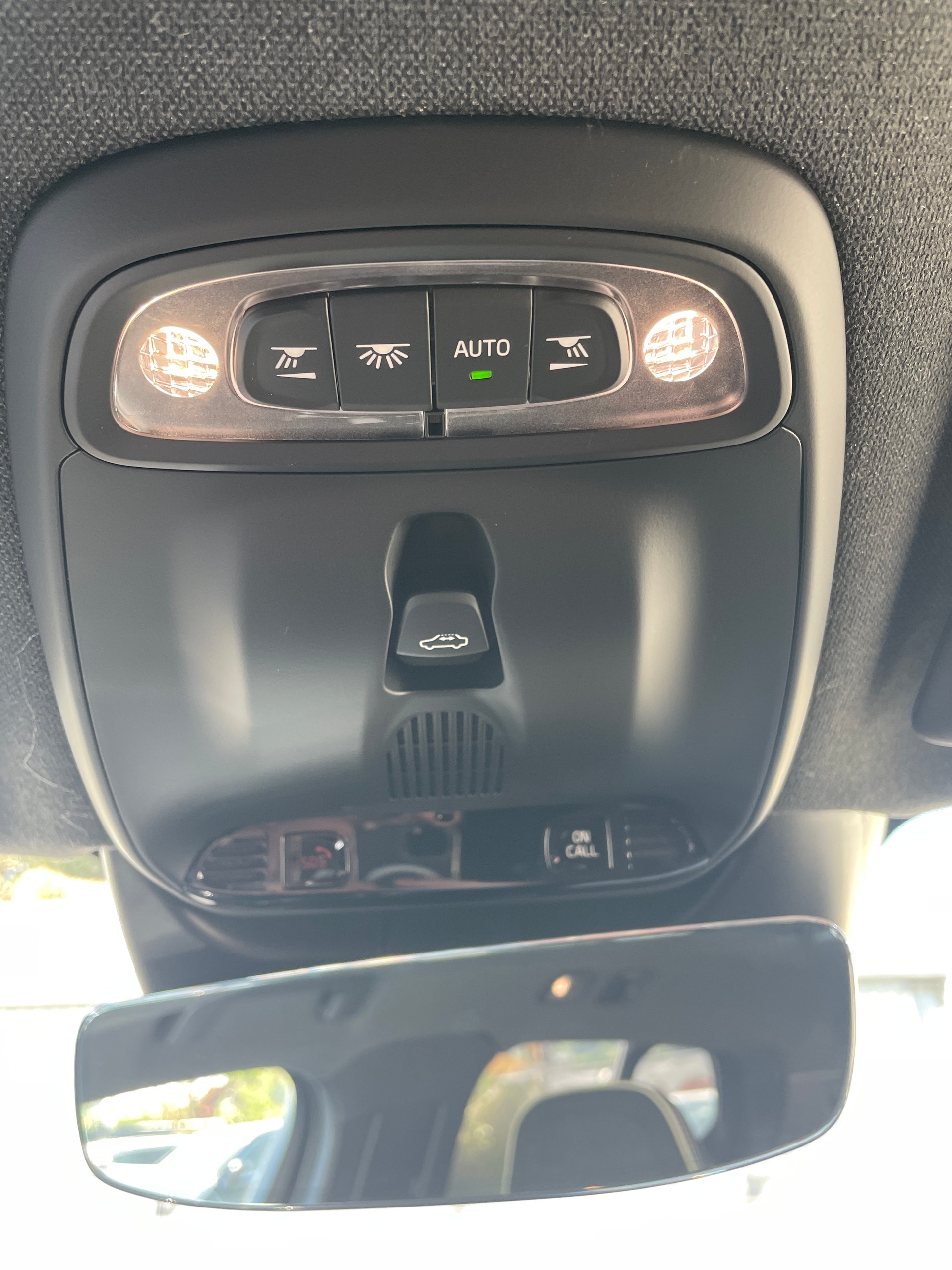 VOLVO XC40 T5 TwE R-Design-image-20