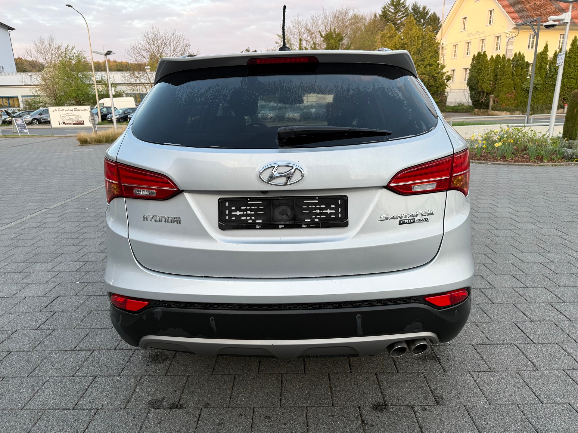 HYUNDAI Santa Fe 2.2 CRDI Vertex 4WD Automatic-image-3