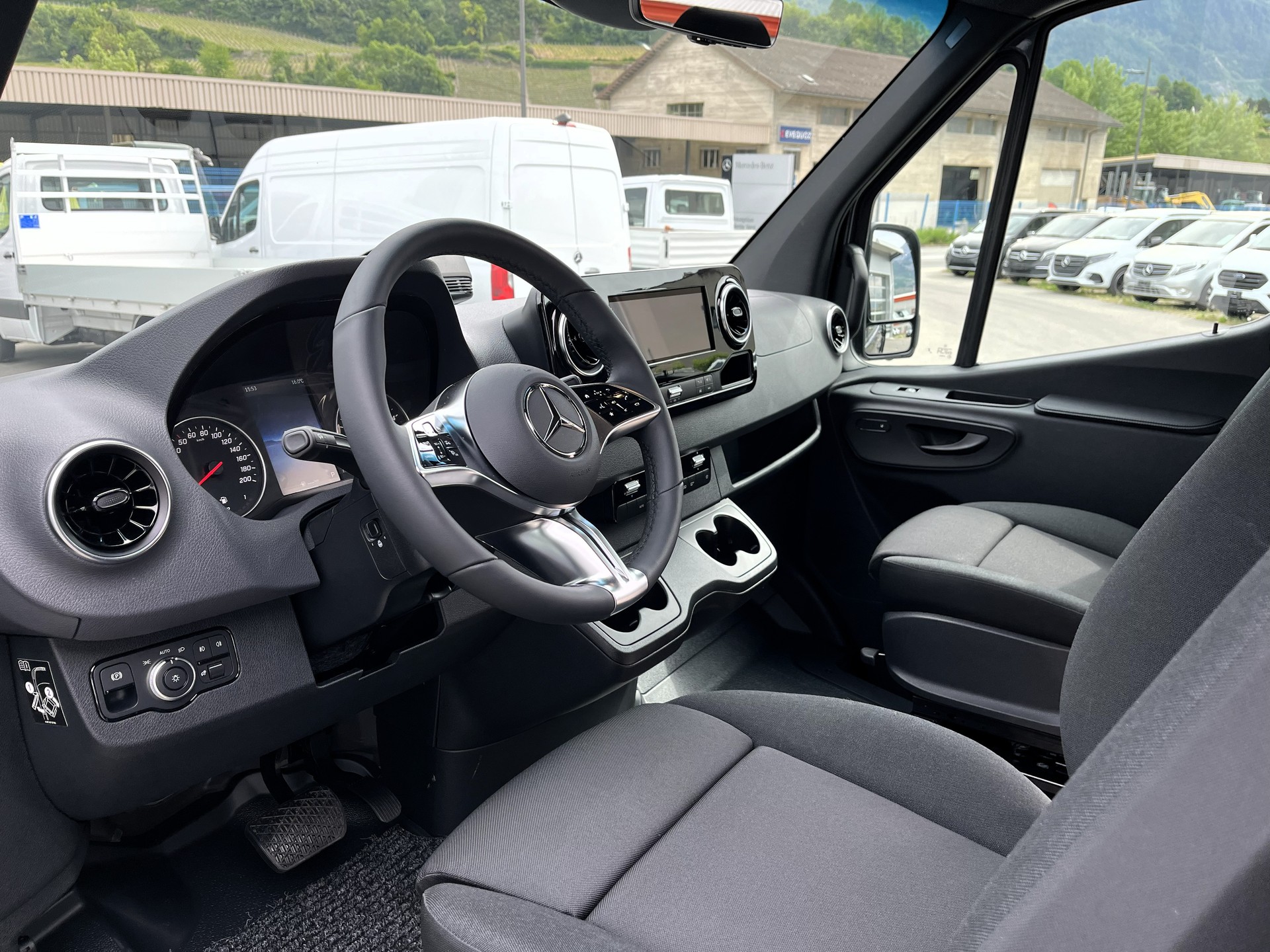 MERCEDES-BENZ 419 CDI 4X4 Innova Roadtrip-image-6