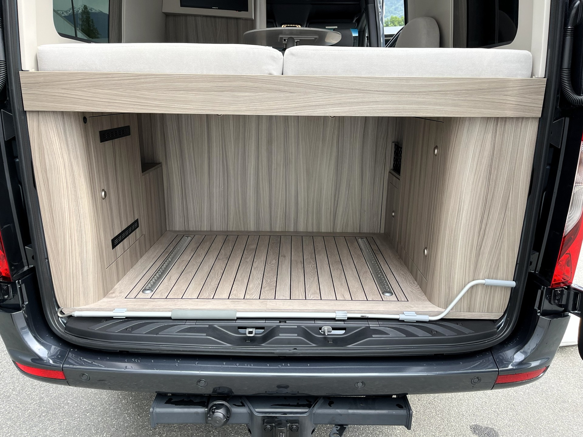 MERCEDES-BENZ 419 CDI 4X4 Innova Roadtrip-image-23