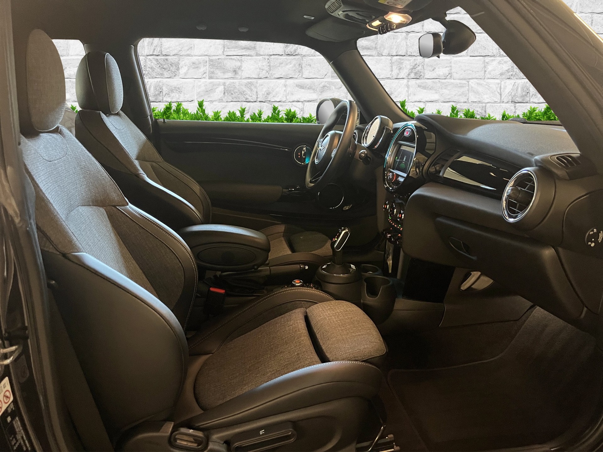 MINI Cooper Steptronic DKG-image-11