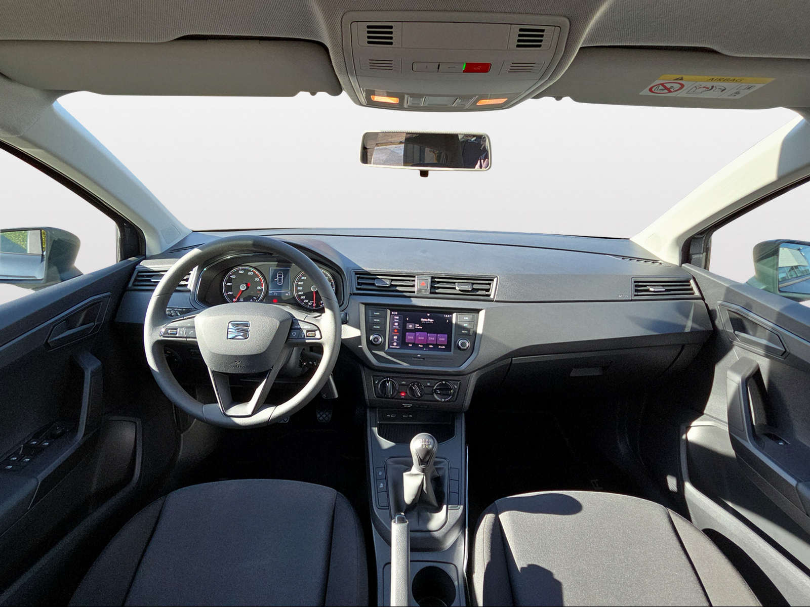 SEAT Ibiza 1.0 EcoTSI Reference-showroom-element-3