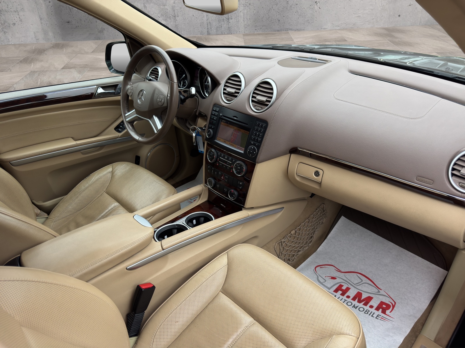 MERCEDES-BENZ GL 350 BlueTEC 4Matic 7G-TRONIC-image-8