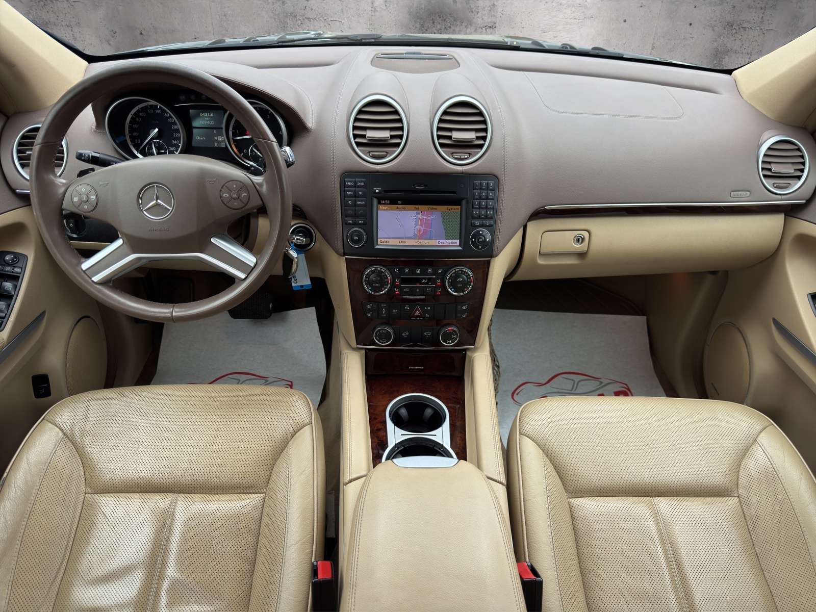 MERCEDES-BENZ GL 350 BlueTEC 4Matic 7G-TRONIC-image-7
