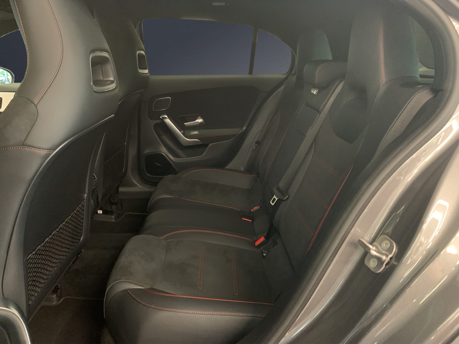 MERCEDES-BENZ A 250 e 8G-DCT-image-10