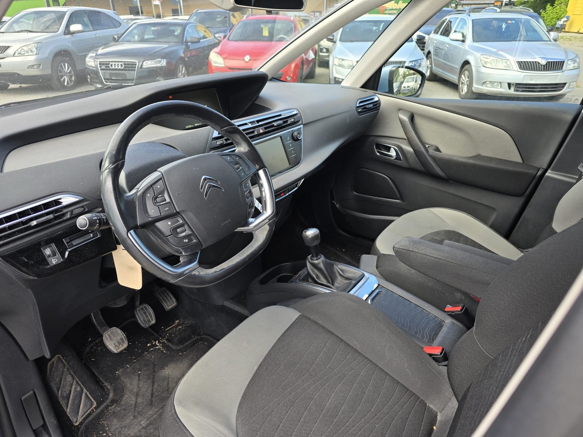 CITROEN Grand C4 Picasso 1.6i 16V THP Exclusive-image-9