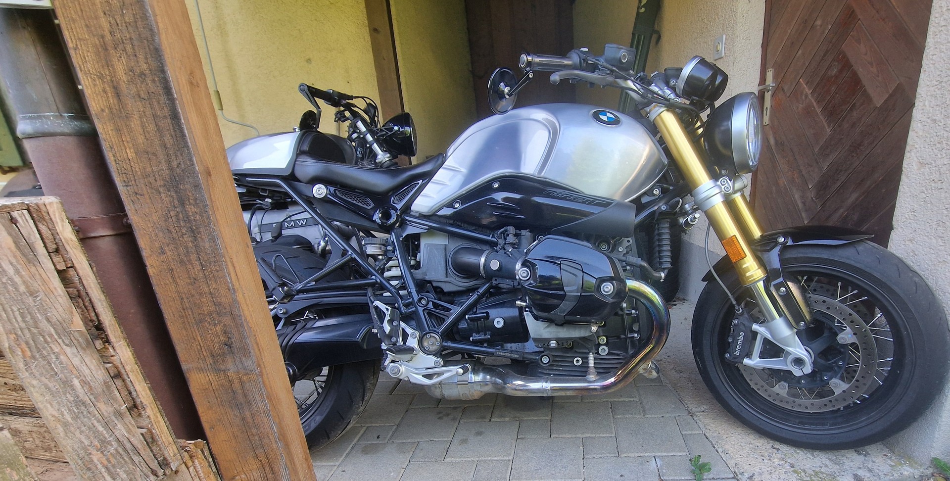 BMW R nineT Pure ABS-image-2