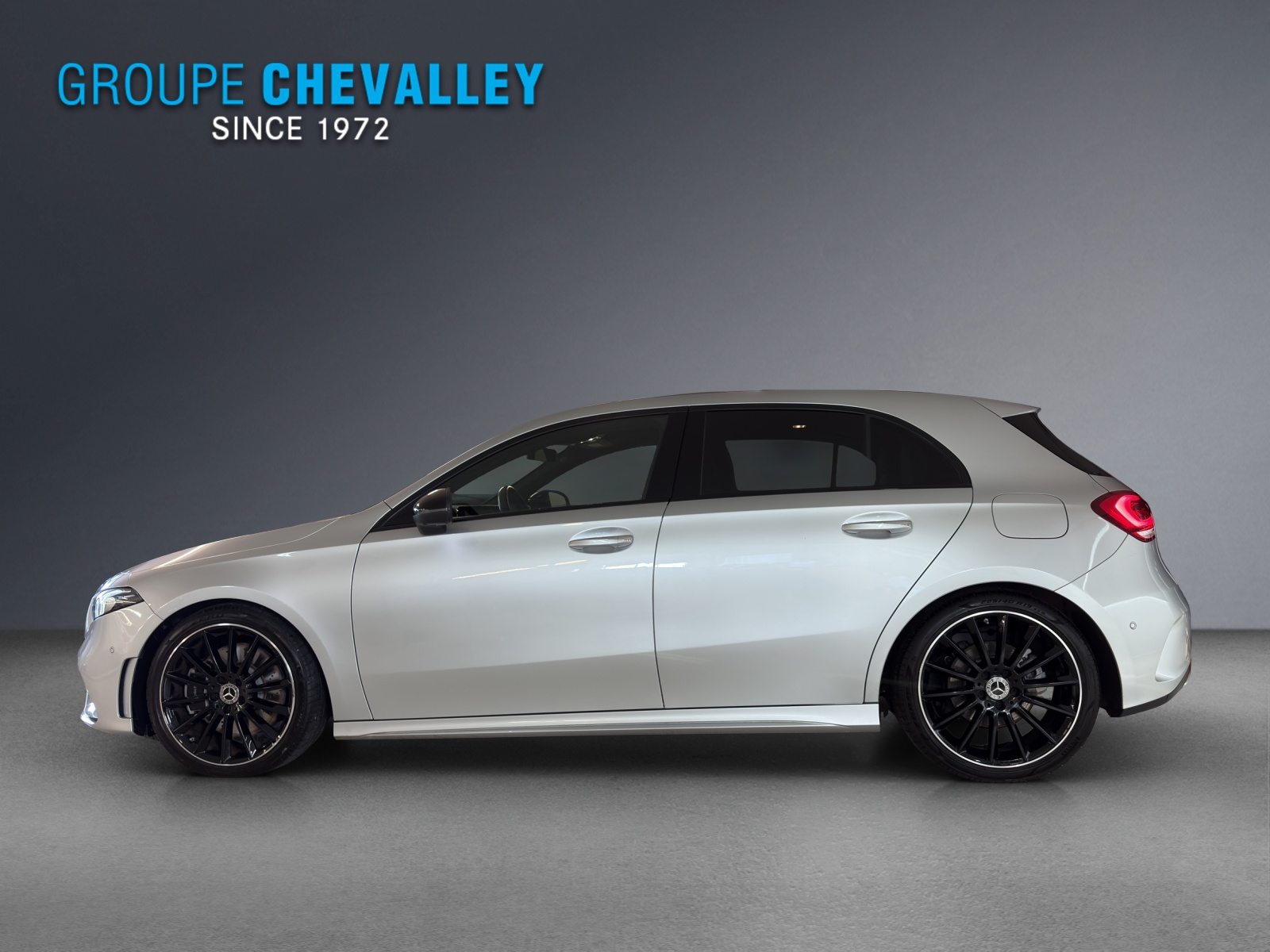 MERCEDES-BENZ A 250 AMG Line 4Matic-showroom-element-2