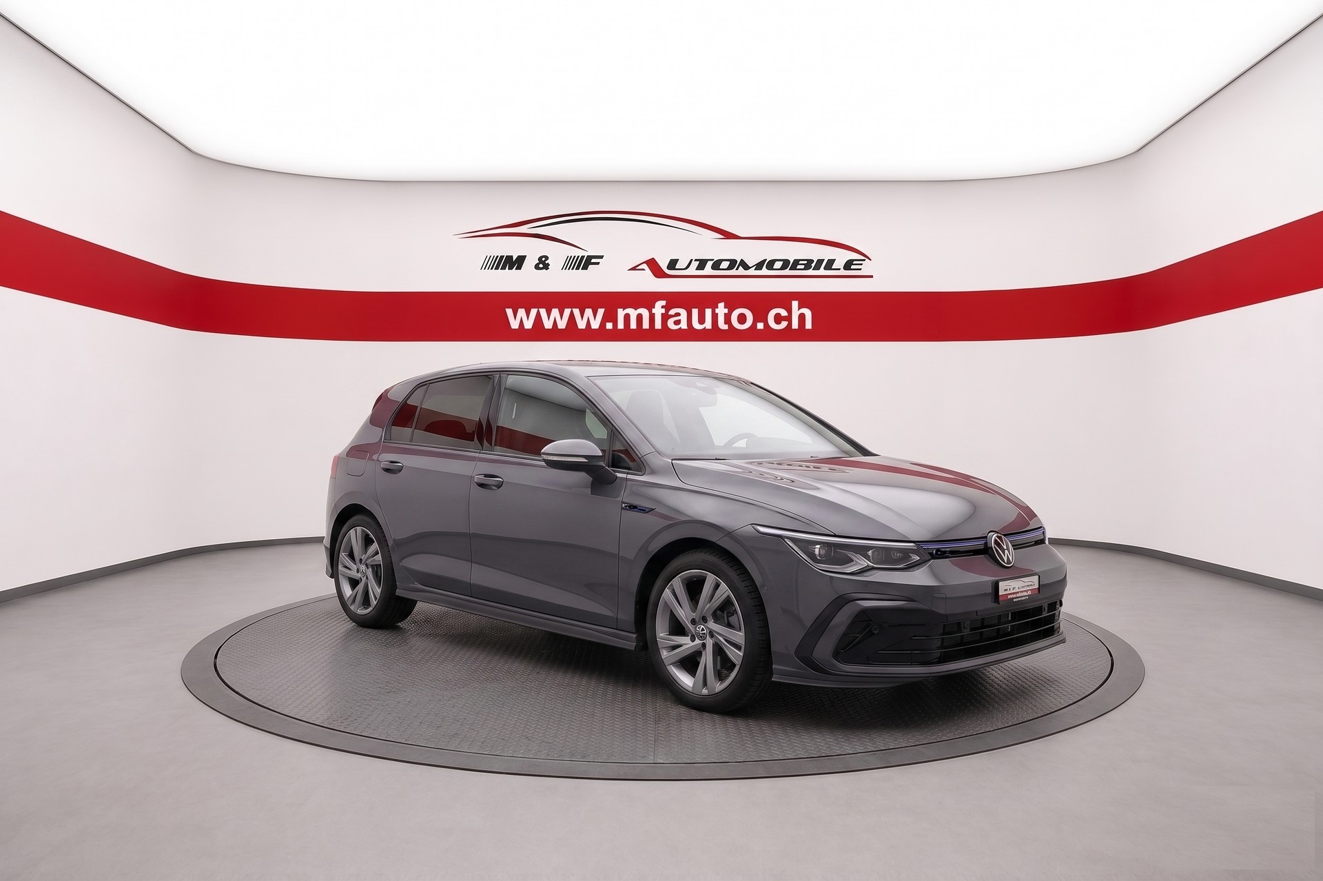 VW Golf VIII 1.5 eTSI Life DSG CH FAHRZEUG-image-1