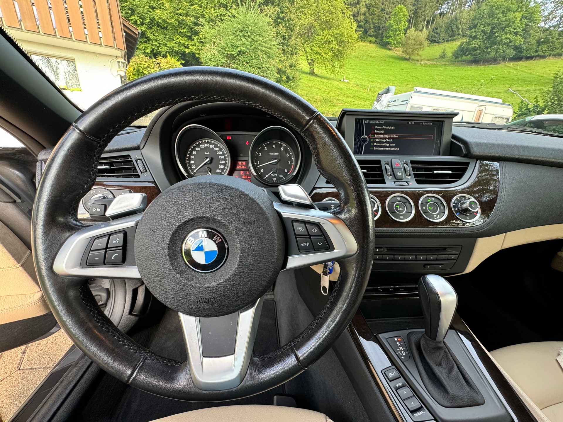 BMW sDrive 23i-image-9