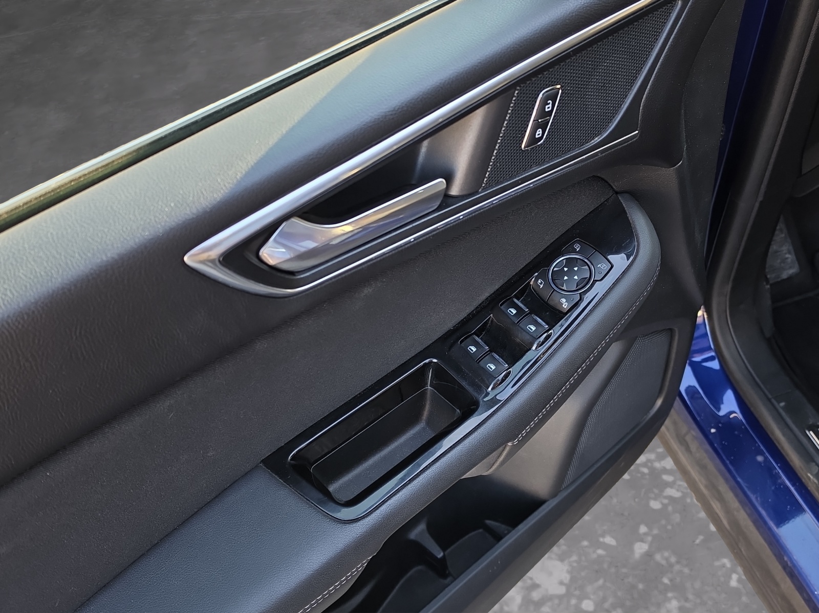 FORD S-Max 2.0 TDCi Titanium AWD PowerShift-image-8