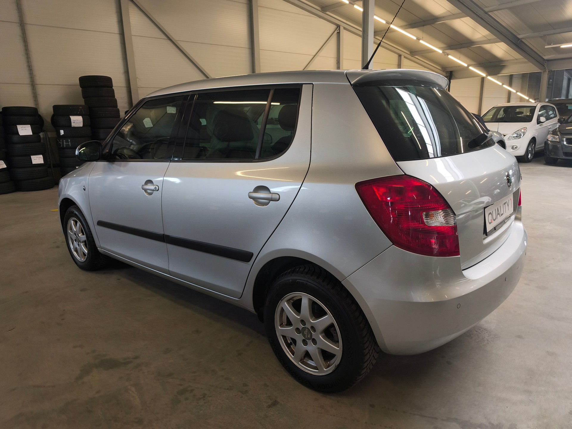 SKODA Fabia 1.2 TSI Ambiente-image-4
