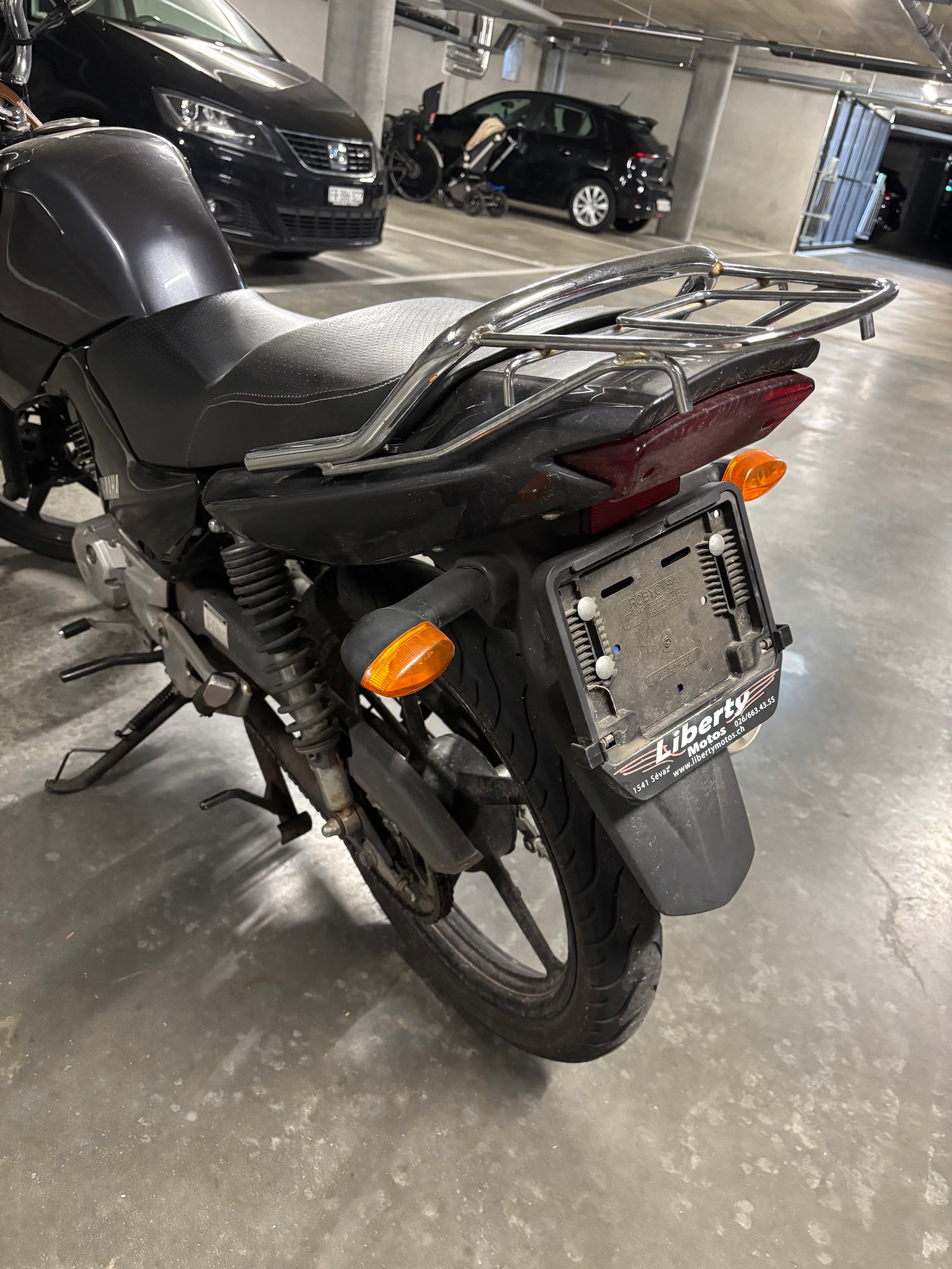 YAMAHA YBR 125-image-2
