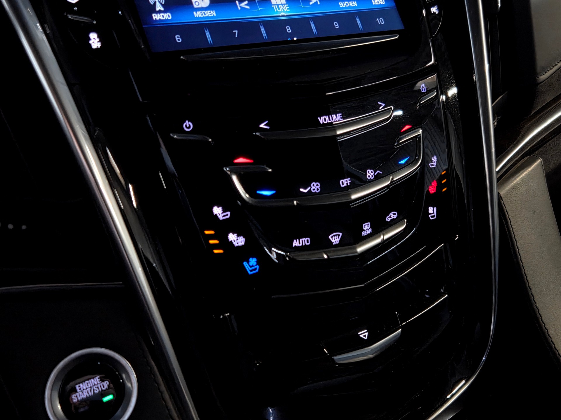 CADILLAC Escalade 6.2 V8 Platinum-image-12