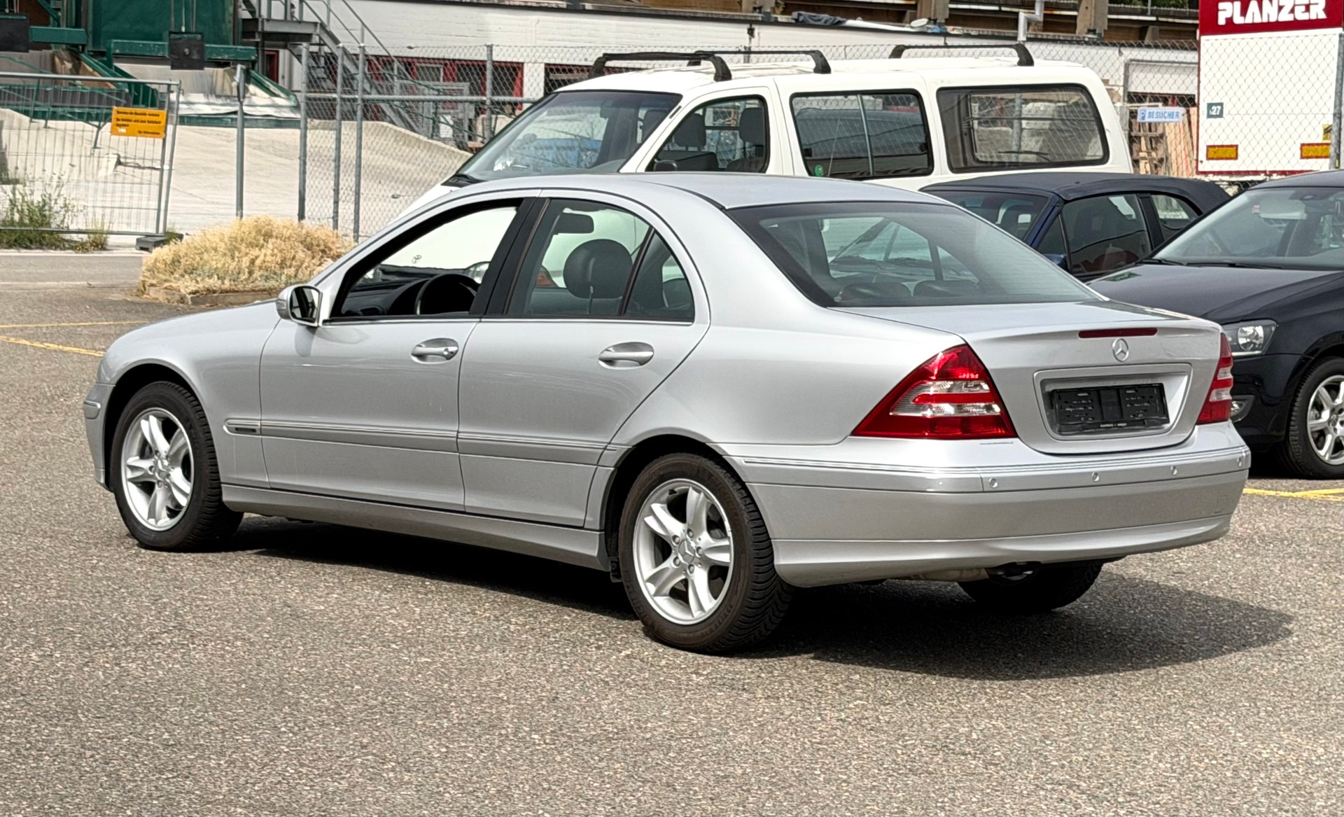 MERCEDES-BENZ C 240 Elégance 4Matic Automatic-image-2